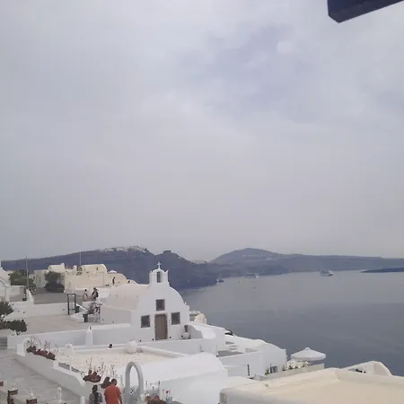 Stelios Apartment *